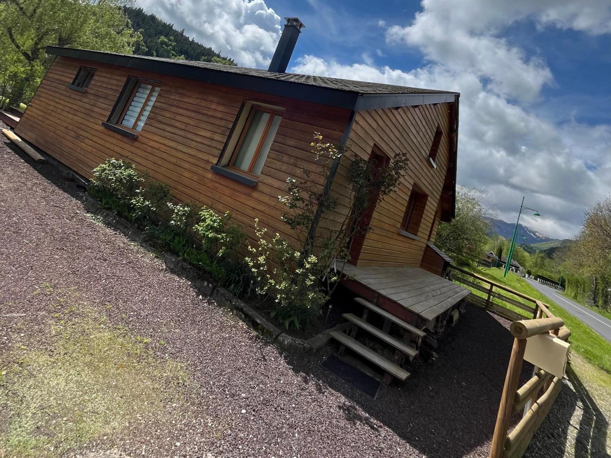Chambon-Sur-Lac Exterior foto
